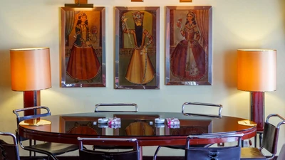 Parsian Esteghlal Hotel