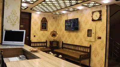 Bahar Narenj Hafez Hotel