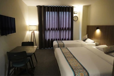 Karbat Hotel
