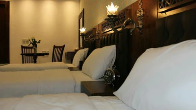 Vakil Hotel