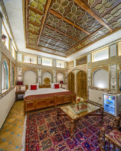 Ghasr Monshi Hotel