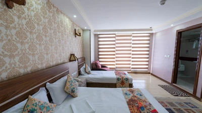 Venus Hotel
