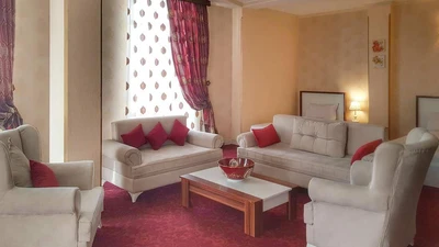 Bastam Palace Hotel