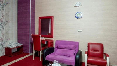 Parseh Hotel