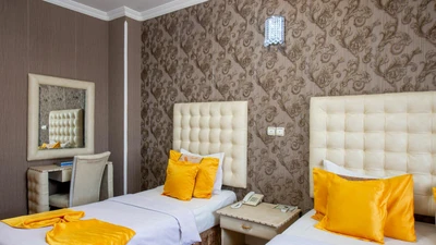 Parseh Hotel