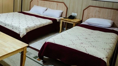 Aram Hotel