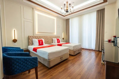 Royal Palace Hotel