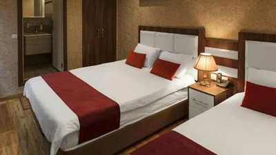 Alborz Hotel