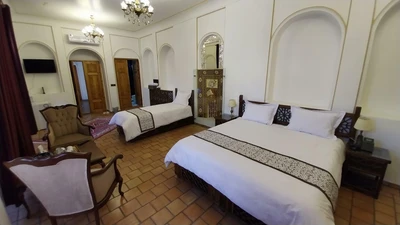 Sorkheyi Hotel