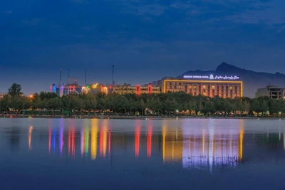 Parsian Kowsar Hotel