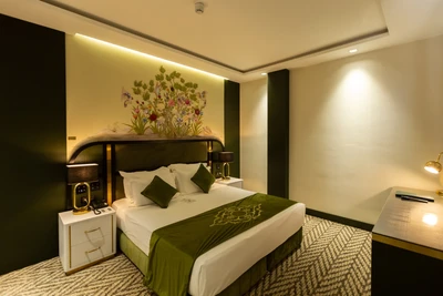 Chaharbagh Hotel