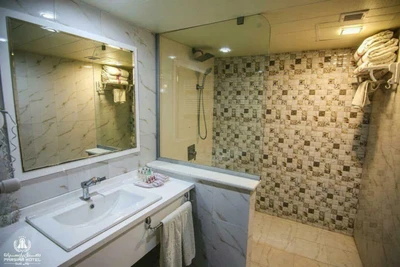 Parsian Buali Hotel