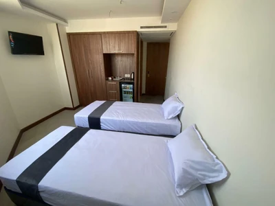Avat Hotel