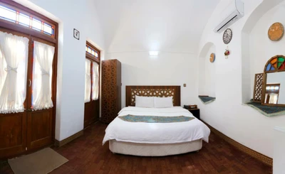 Pars Traditional Hotel