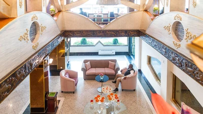 Simorgh Hotel