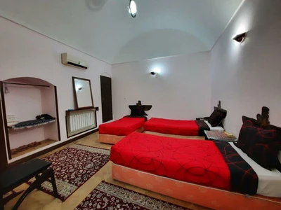 Rose Traditional Hotel