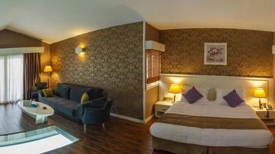 Toranj Hotel