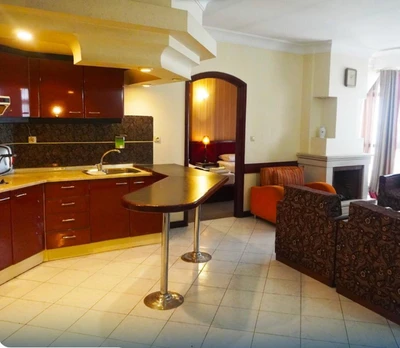 Kian Hotel