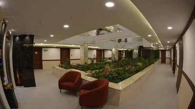 Shirazis Hotel