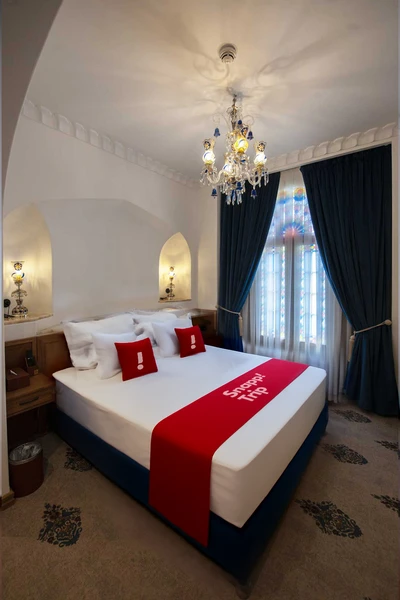 Gran Miras Rashidiyeh Hotel