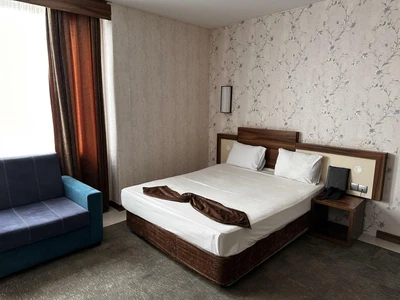 Hatra Hotel