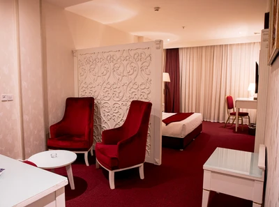 Persian Plaza Hotel