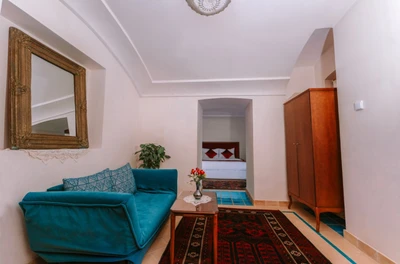 Mandegar House