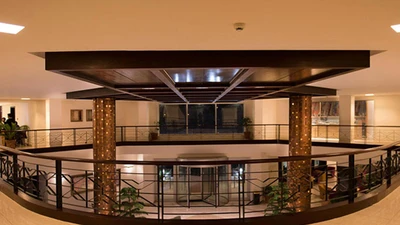 Arg Jadid Hotel