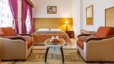 Aftab Shargh Hotel