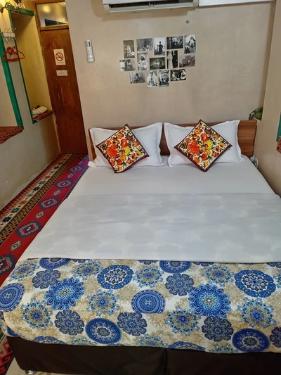Mahmonir Traditional Hotel