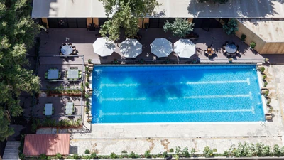 Parsian Esteghlal Hotel