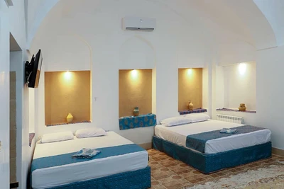 Khansalar Hotel