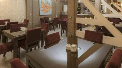 Alborz Hotel