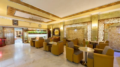 Parsian Ali-Qapu Hotel