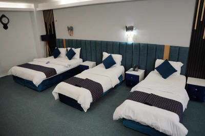 Dariush Hotel