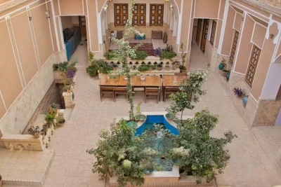 Khansalar Hotel