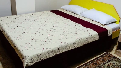 Aram Hotel