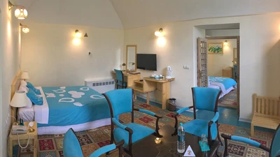 Dad Hotel