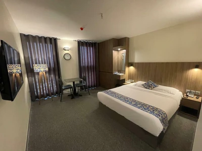 Karbat Hotel