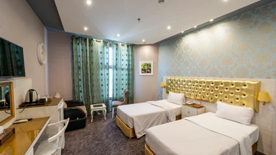 Khajoo Hotel