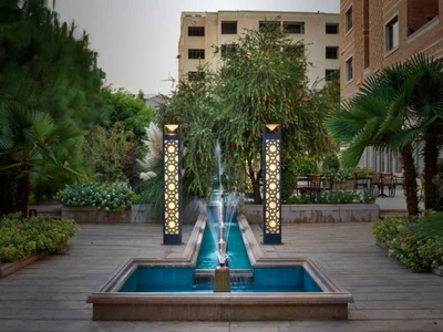 Zandiyeh Hotel