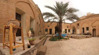 Sarabi Traditional Hotel