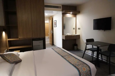 Karbat Hotel