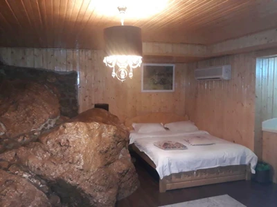 Bame Sabz Hotel