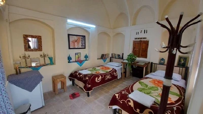 Noghli Traditional Hotel