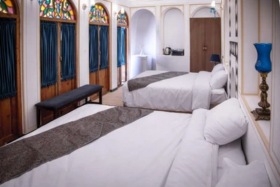 Hotel Tavousiyeh