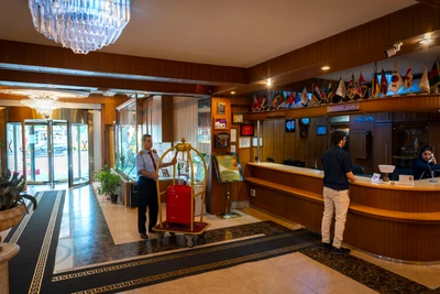 Persia Hotel 