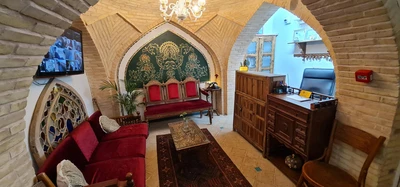 Hotel Tavousiyeh