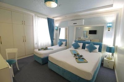 Sadra Hotel