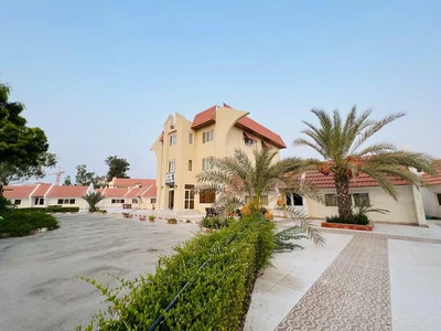 Fanoos Hotel Kish